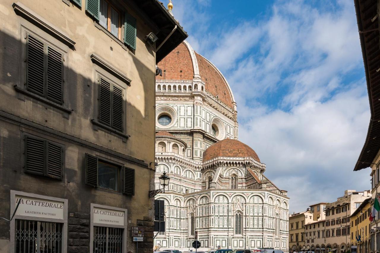 Апартаменты Under The Dome Флоренция Экстерьер фото