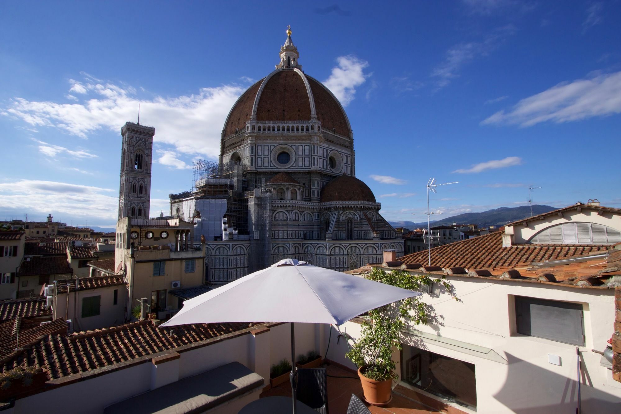 Апартаменты Under The Dome Флоренция Экстерьер фото